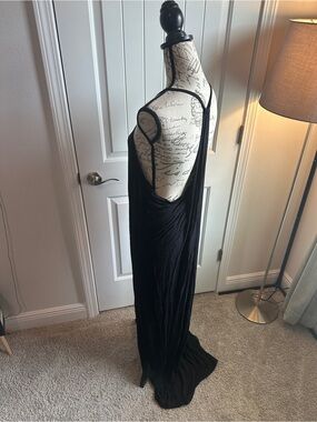 Gorgeous Fabletics Maxi Dress with Low Back